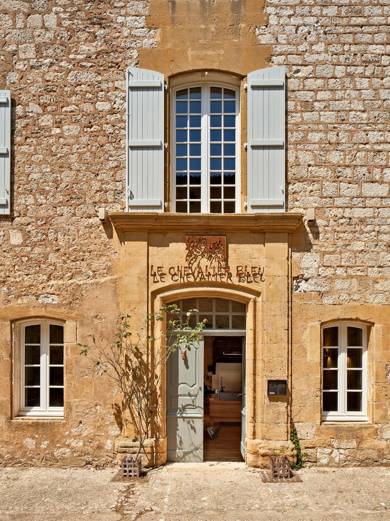Hotel Le Chevalier Bleu Monpazier Exterior photo